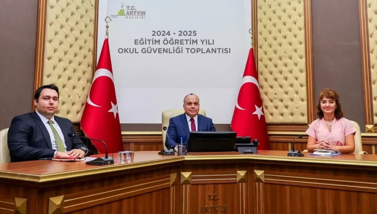 Artvin’de 2024-2025 eğitim-öğretim yılı için okul güvenliği toplantısı yapıldı