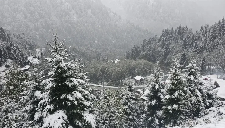 Kar Yağışı Doğu Karadeniz’de Yüksek Kesimlerde Etkili Oluyor