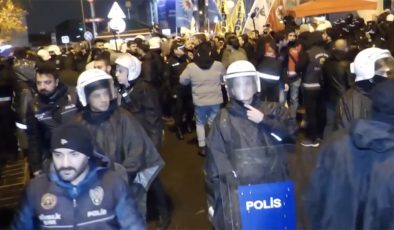 Beyoğlu'ndaki eyleme polis müdahalesi